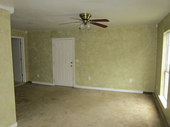 5th image of 5009 Crawford Dr