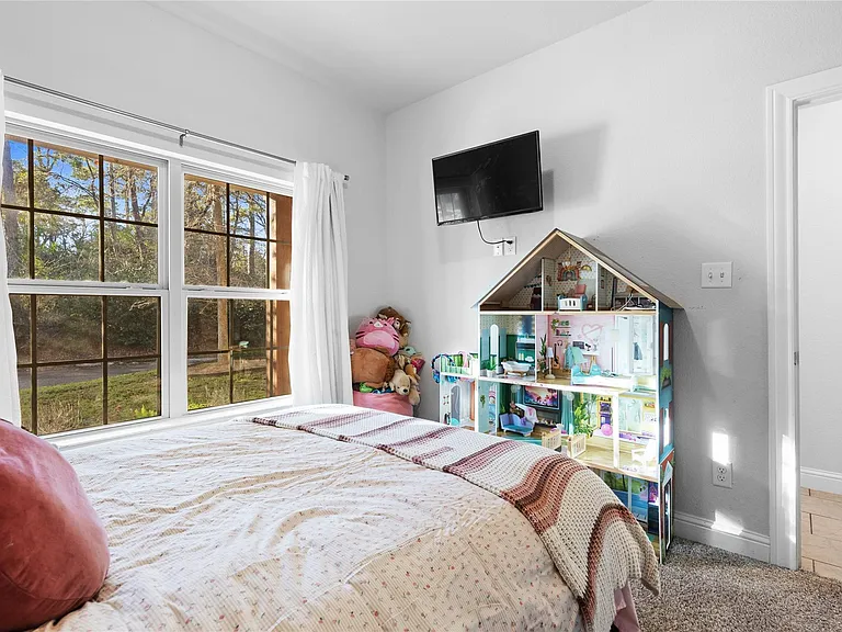 12140 Goliad Ln — Photo 19