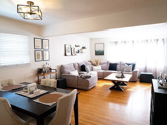 Living Room/Dining Room