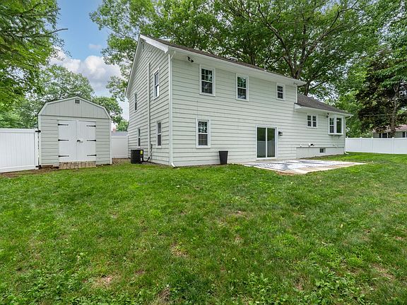 2nd image of 91 Carolan Avenue