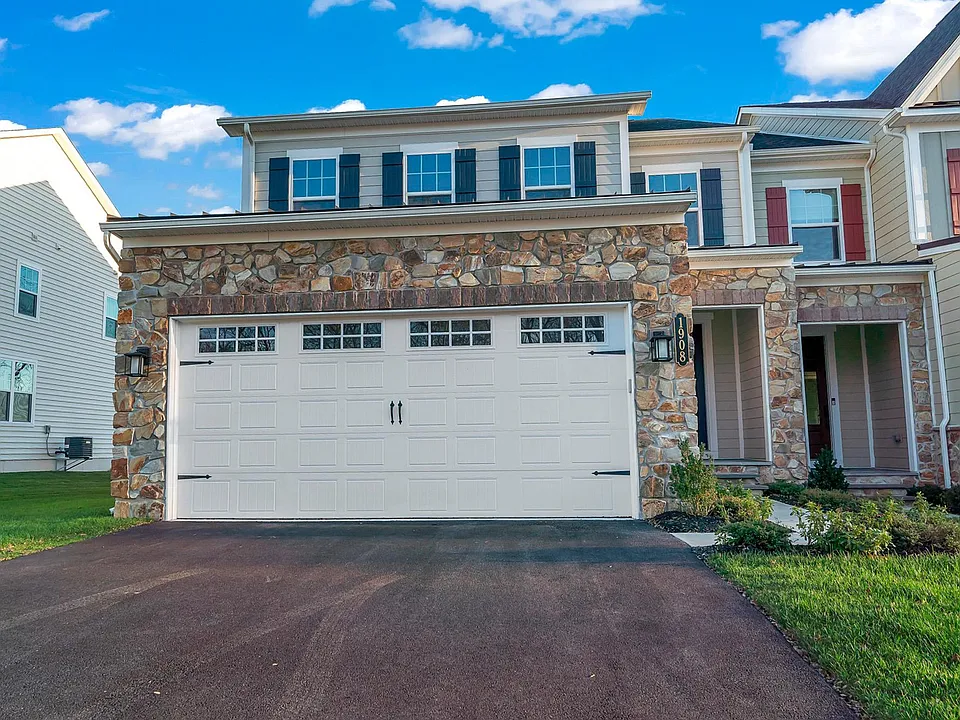 Gorgeous Curb Appeal