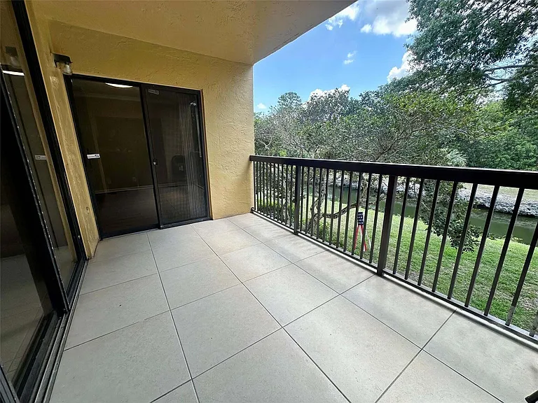 5701 Riverside Dr #205B6 — Photo 22