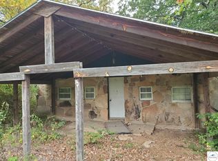 6213 Luvin Rd, Stover, MO 65078