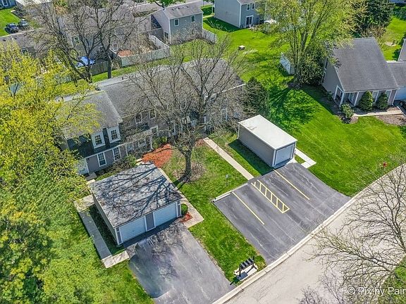 4th image of 1279 Northampton Ln
