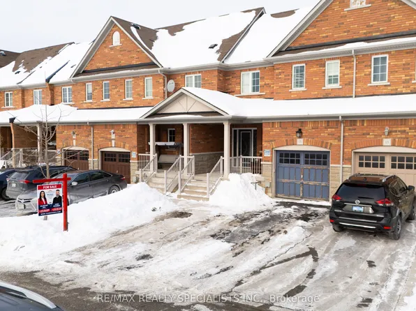 13 Burnstown Cir, Brampton, ON L6P 3M1