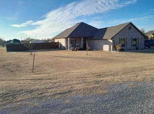 31 NE Sunset Dr, Elgin, OK 73538