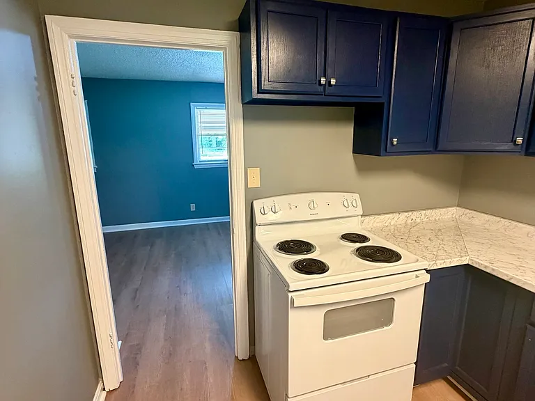 208 Crescent Dr — Photo 26
