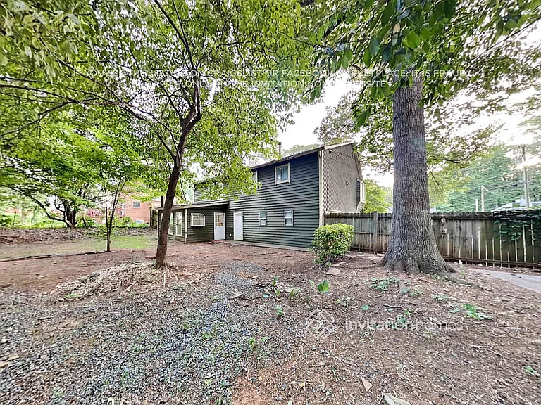 4162 Jody Ct NE — Photo 20