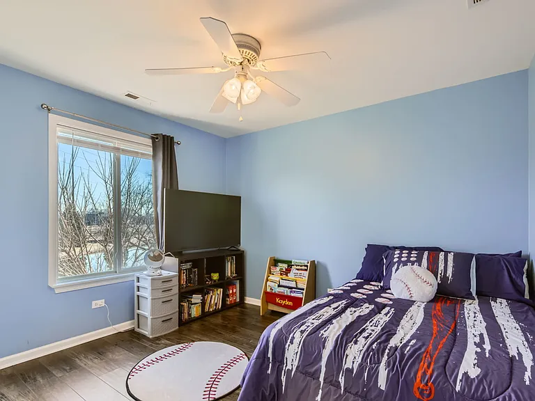 2606 Stowe Ct — Photo 9
