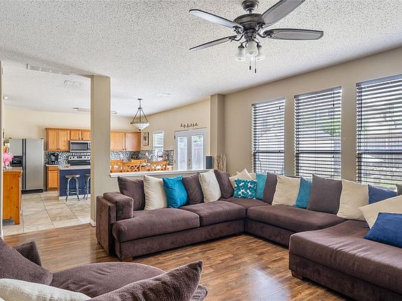 5th image of 10104 Chapel Rock Dr