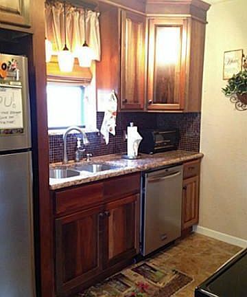 5th image of 217 Meadowbrook Ln