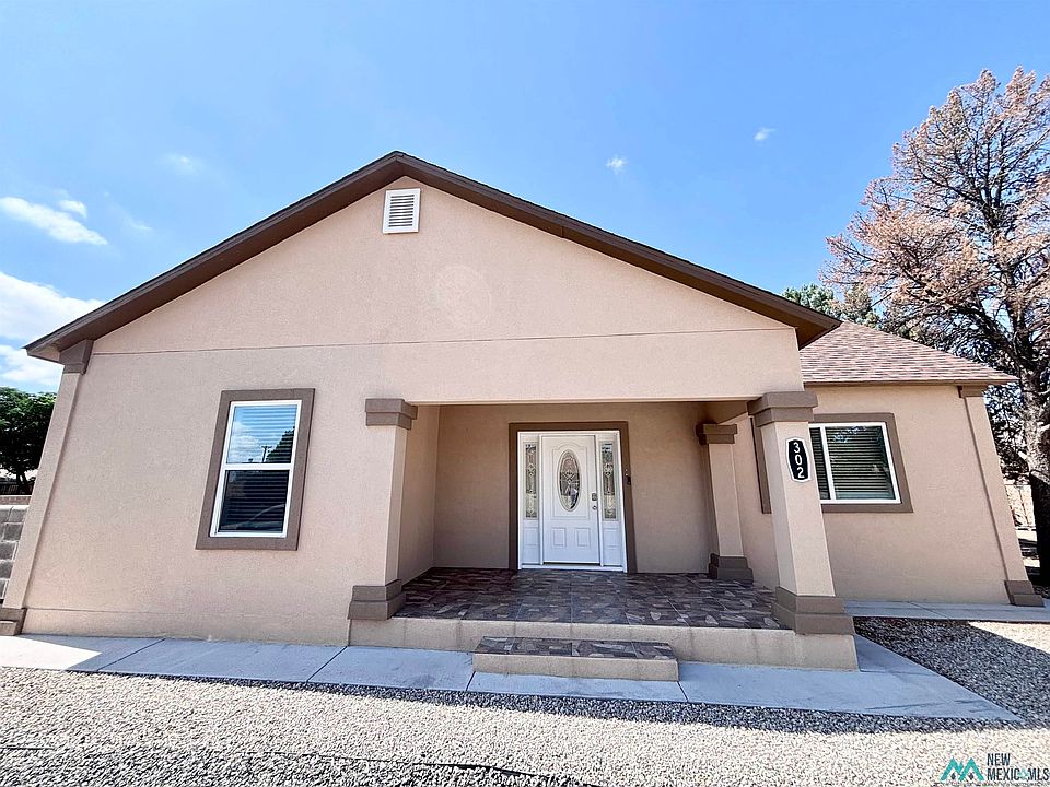 1st image of 302 E Mescalero Rd