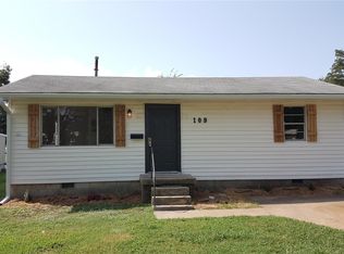 109 E May St, Henryetta, OK 74437