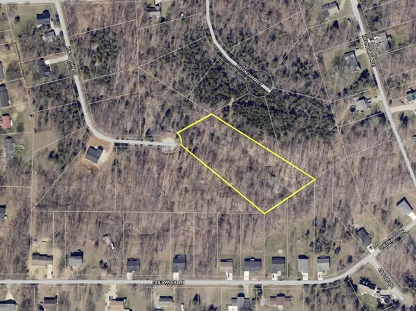 235 Kings Way Ct, Bedford, IN 47421