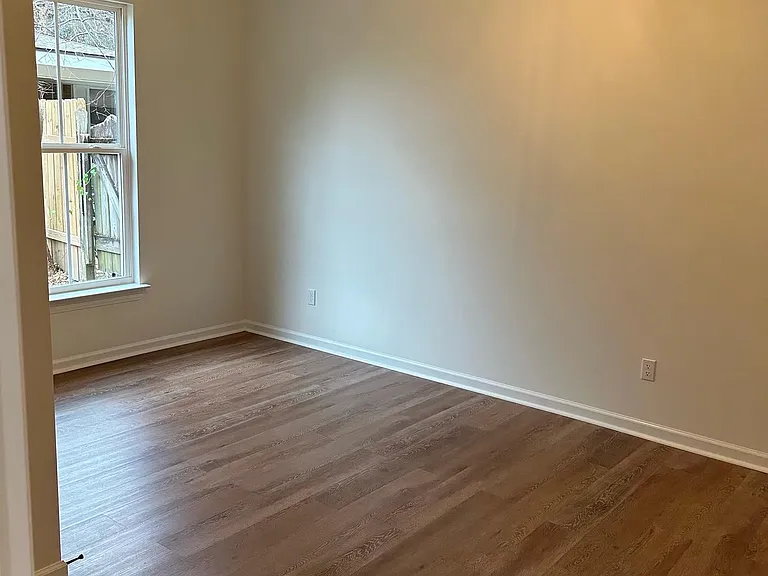144 Whittington Dr — Photo 8