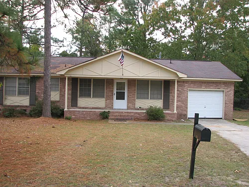 105 Landford Ct Photo 1