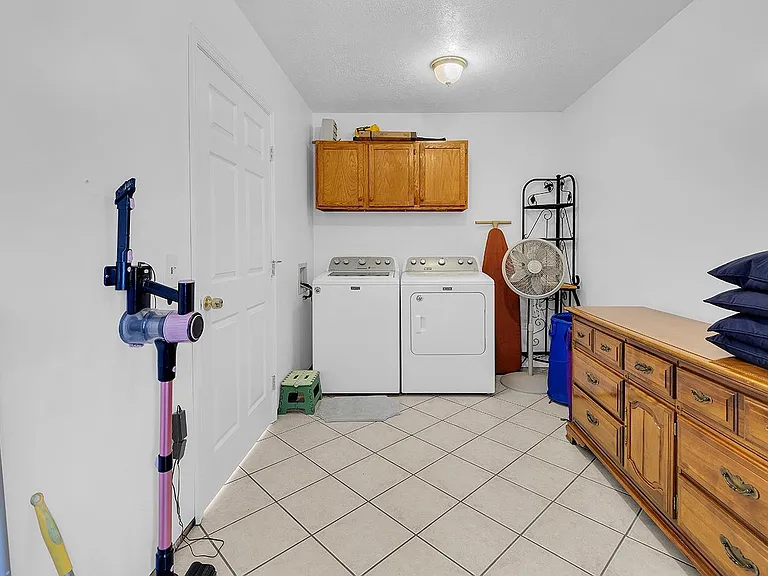 39 Gates Way — Photo 20