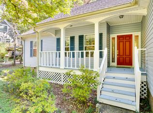604 Texas Ave, Signal Mountain, TN 37377