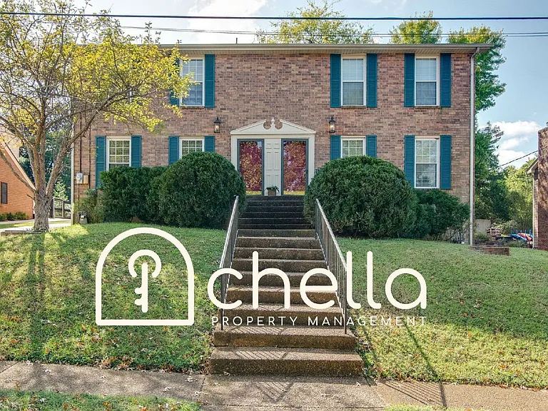 2615 Habersham Ave — Photo 1