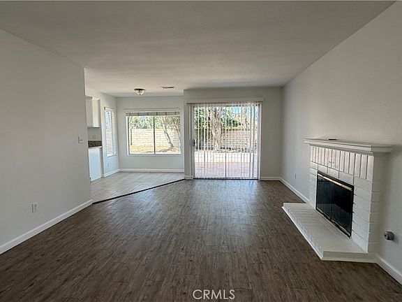 4th image of 958 High Peak Dr