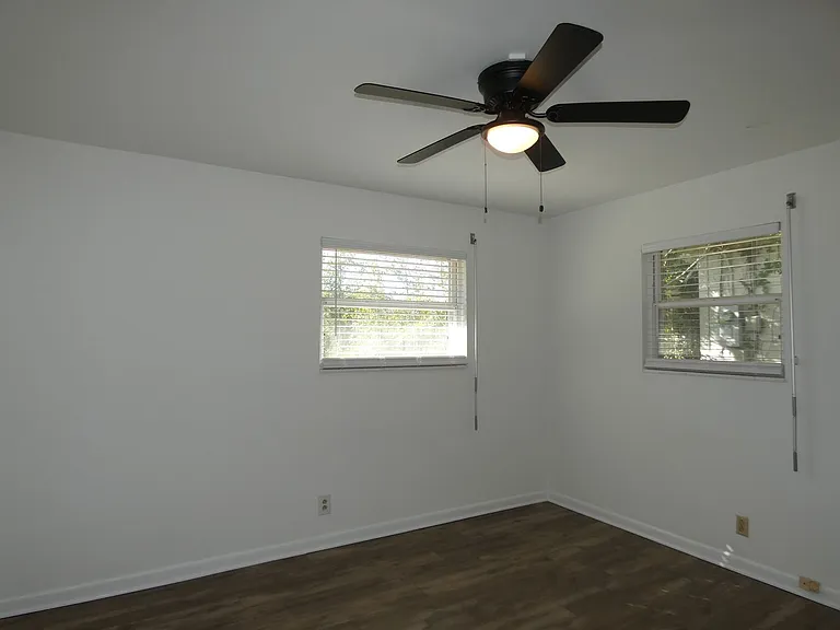 3460 Rothschild Dr — Photo 10
