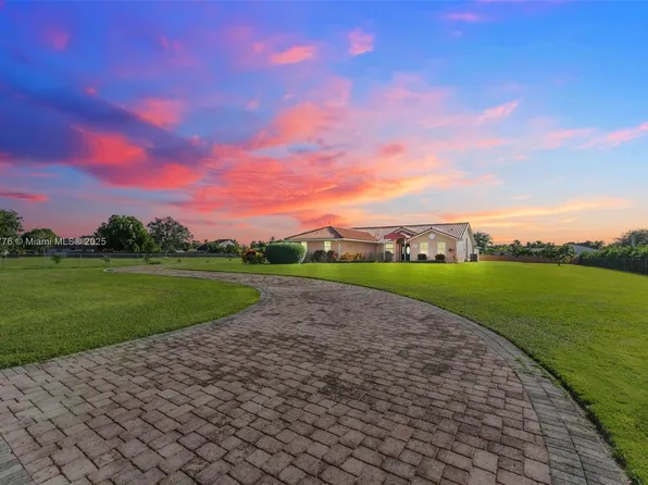 32295 SW 202nd Ave, Homestead, FL 33030