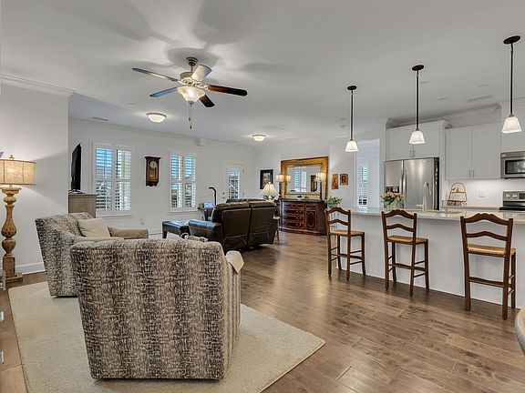 4th image of 6000 Keats St Unit 303