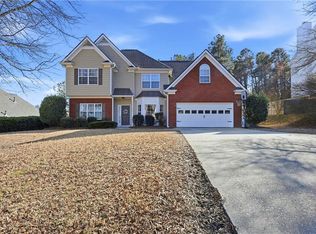 755 Willowwind Dr, Loganville, GA 30052