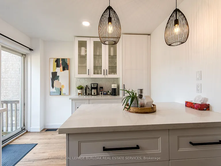 7 Trent Ave — Photo 8