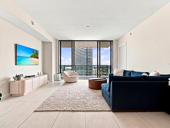5th image of 275 1ST AVENUE S #3308