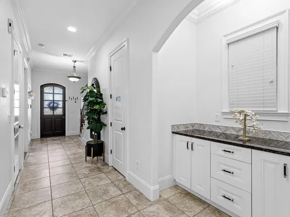 661 Trumpet Cir, Hoover, AL 35226