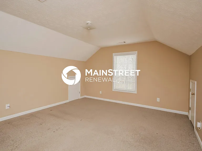 125 Lanella Pkwy — Photo 12