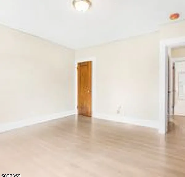 526 E Broad St #2 — Photo 16