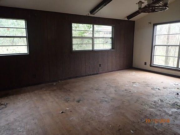 3rd image of 25 Dorothy St