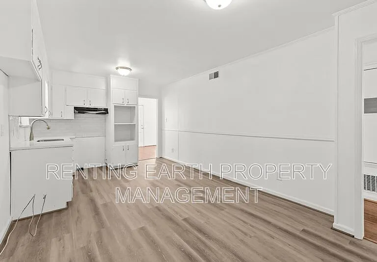 6109 Blocton Ave — Photo 15