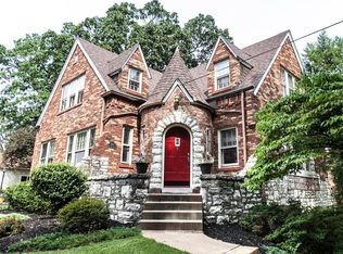 201 Parkland Ave, Saint Louis, MO