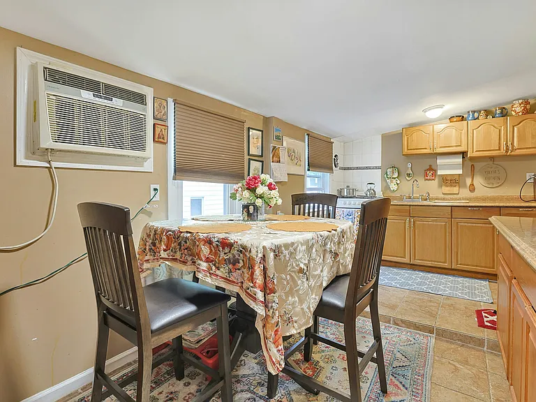 169 Sickles Ave — Photo 12