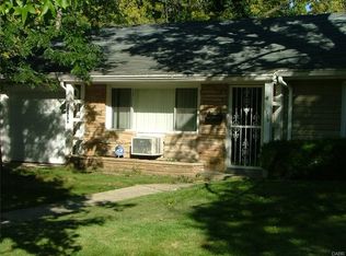 1739 Princeton Dr, Dayton, OH 45406