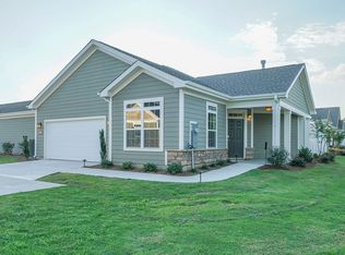 170 Nandina Ct, Fayetteville, NC 28311