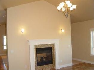 811 Buck Point St, Central Pt, OR 97502