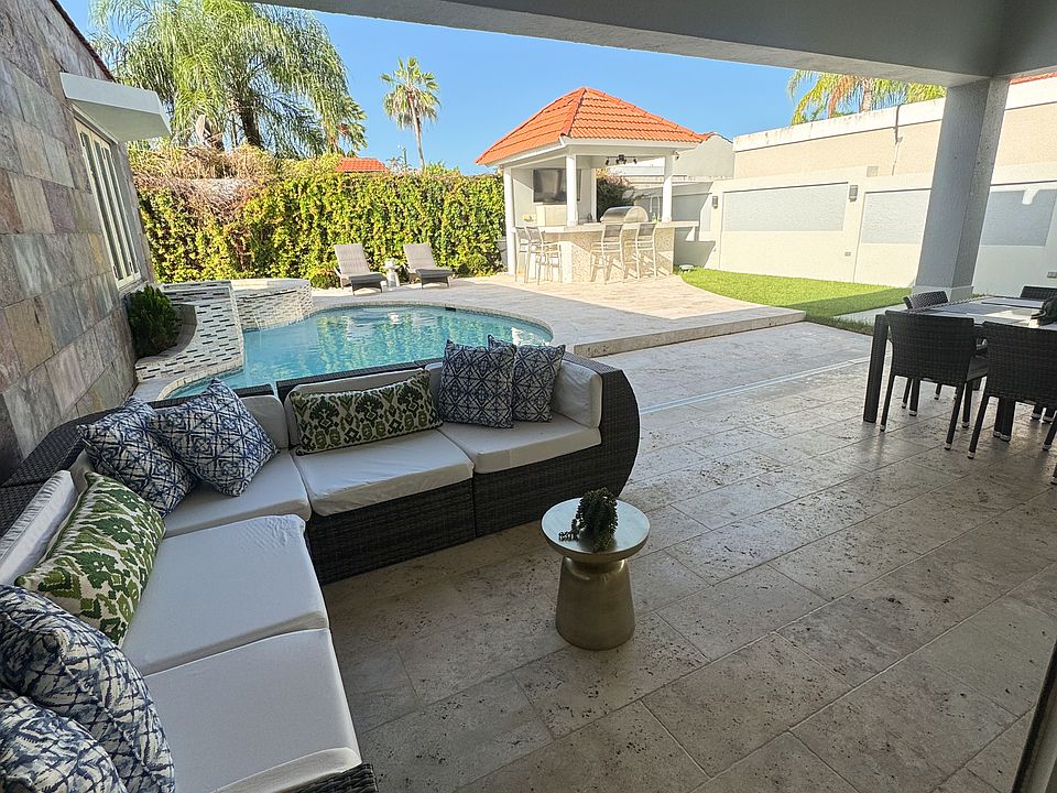 2nd image of 70 Camino De Lks