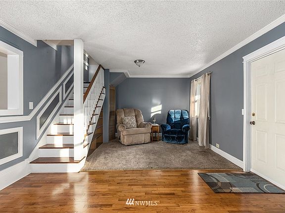 4th image of 411 E Water Street
