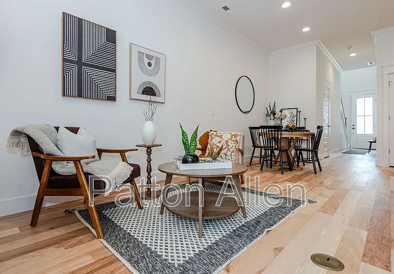 153 Collin Pl #16 — Photo 11
