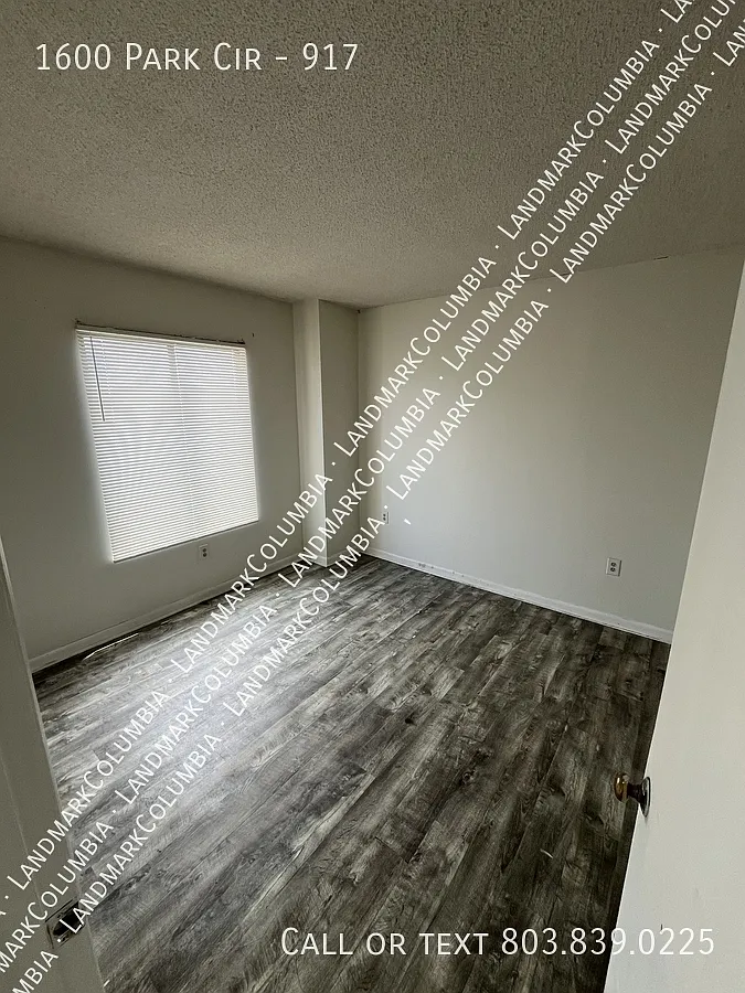2 bed, 700 sqft, $1,300 — Photo 3