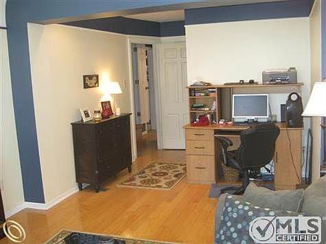 1720 Hampton 011 (Small) (2).jpg