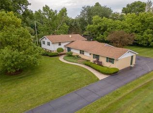 8408 Sunset Ln, Indianapolis, IN
