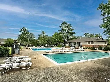 2 bed, 868 sqft, $1,695 — Photo 4