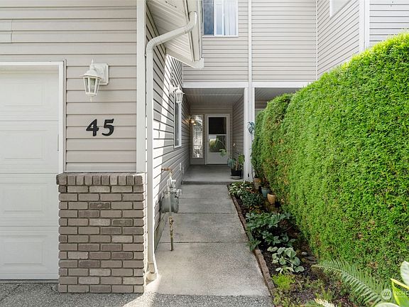 2nd image of 15414 35th Avenue W #45