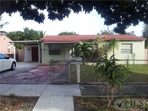 1st image of 805 Highland Dr