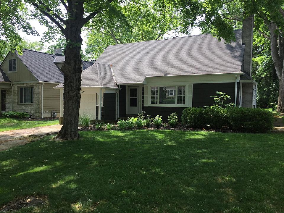 1st image of 109 E Riverglen Dr